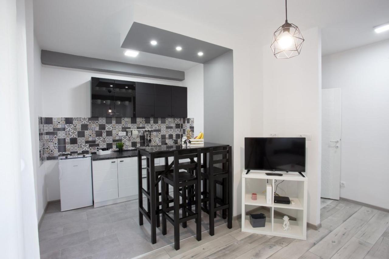Apartman Petres 솜보르 외부 사진