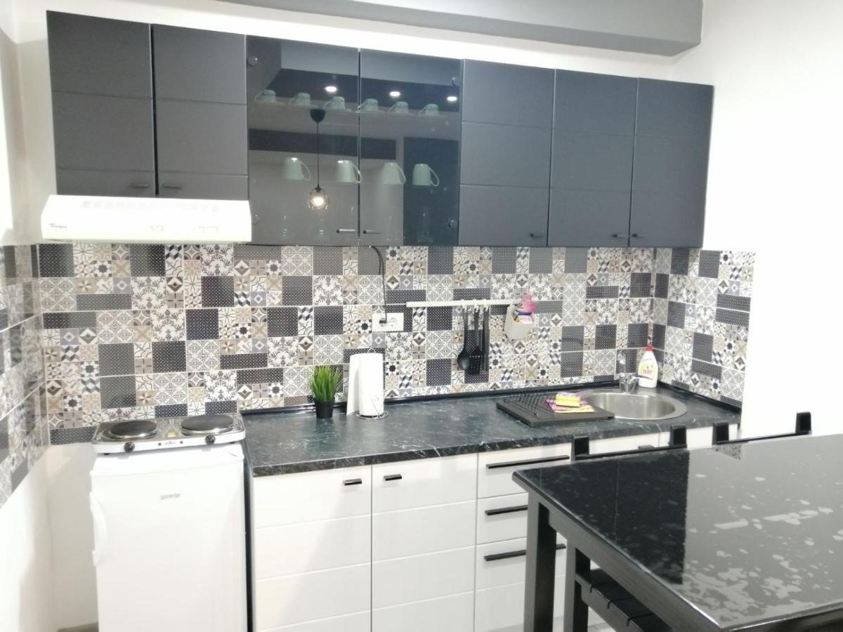 Apartman Petres 솜보르 외부 사진